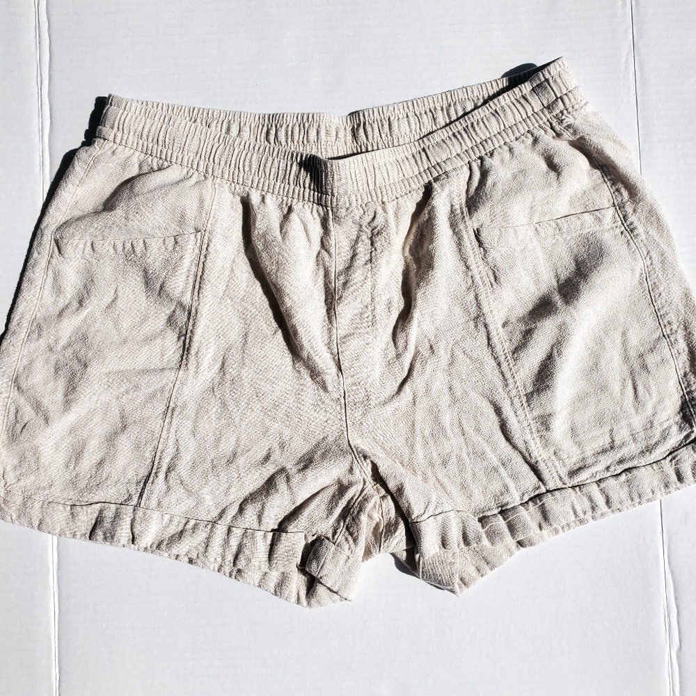 Old Navy Khaki Linen Shorts M